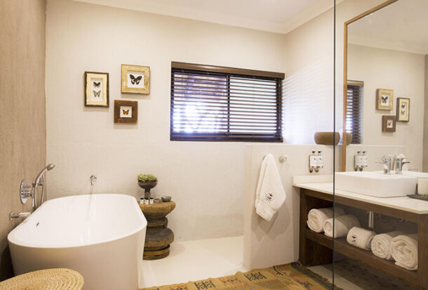 Anani-luxury-suites-3-1 Anani-luxury-suites-3-1