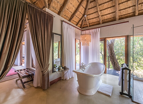 Dulini-Luxury-suite-2