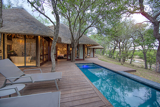 Luxury-suites-Leadwood-lodge-2