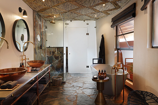 Luxury-suites-MalaMala-Main-Camp-1