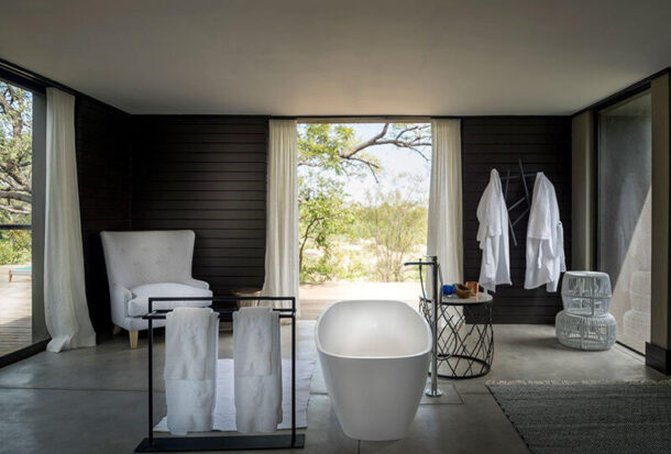 Blue-Guarri-Suite-6 Blue-Guarri-Suite-6