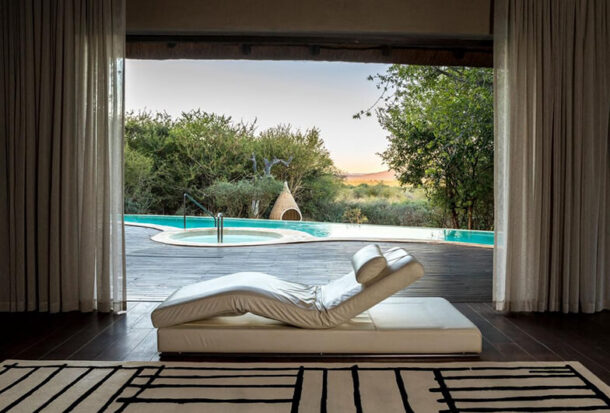 Fendi-Chaise-Presidential-Suite Fendi-Chaise-Presidential-Suite