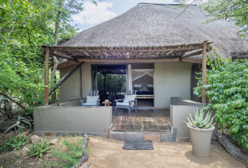 Kambaku Safari Lodge Room 5 Kambaku Safari Lodge Room 5