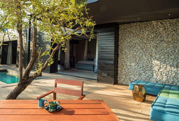 Kierie-Klapper-Suite-2 Kierie-Klapper-Suite-2