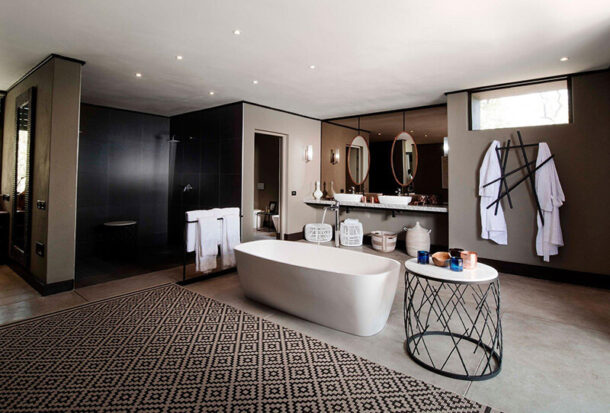 Kierie-Klapper-Suite-3 Kierie-Klapper-Suite-3