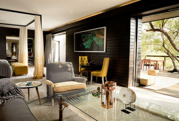 Knobthorn-Suite-1 Knobthorn-Suite-1