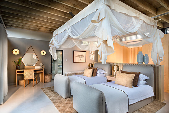 Luxury-2-bedroom-suite-3-1