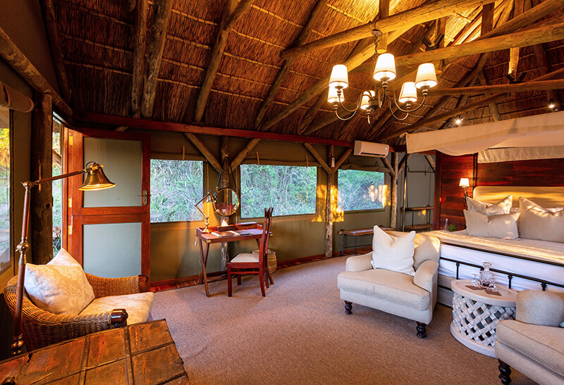Luxury-Safari-Tents-4-1