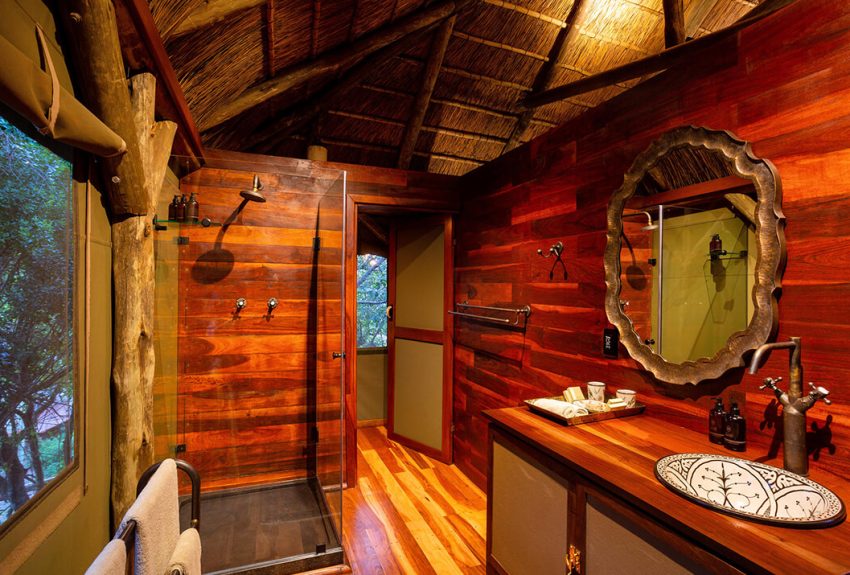 Luxury-Safari-Tents-5-1 Luxury-Safari-Tents-5-1