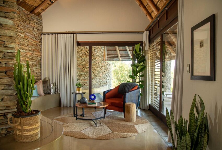 Makanyi Game Lodge Luxury Pool Suite 5 Makanyi Game Lodge Luxury Pool Suite 5
