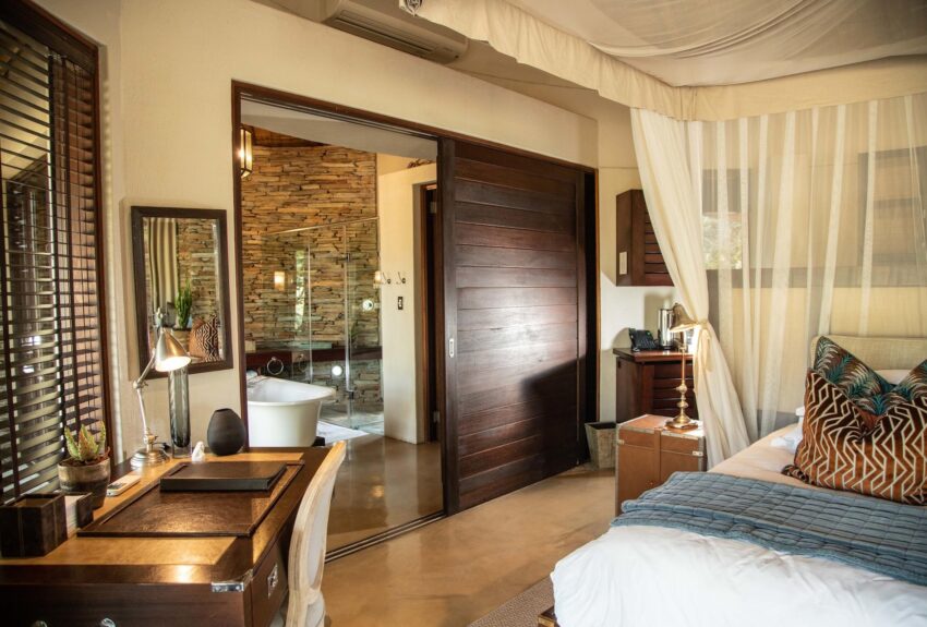 Makanyi Game Lodge Luxury Pool Suite 6 Makanyi Game Lodge Luxury Pool Suite 6