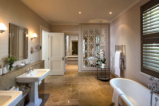 Executive-Suite-with-Terrace-6