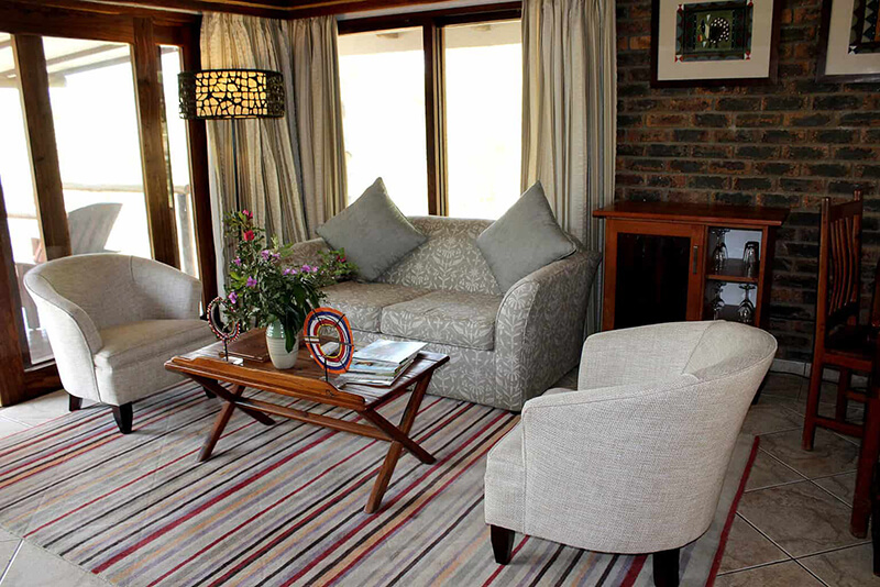 Idube-Luxury-suite-2