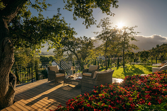 Leeu-Estates-The-Oaks-Deck-1