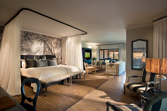 Luxury-Suite-3
