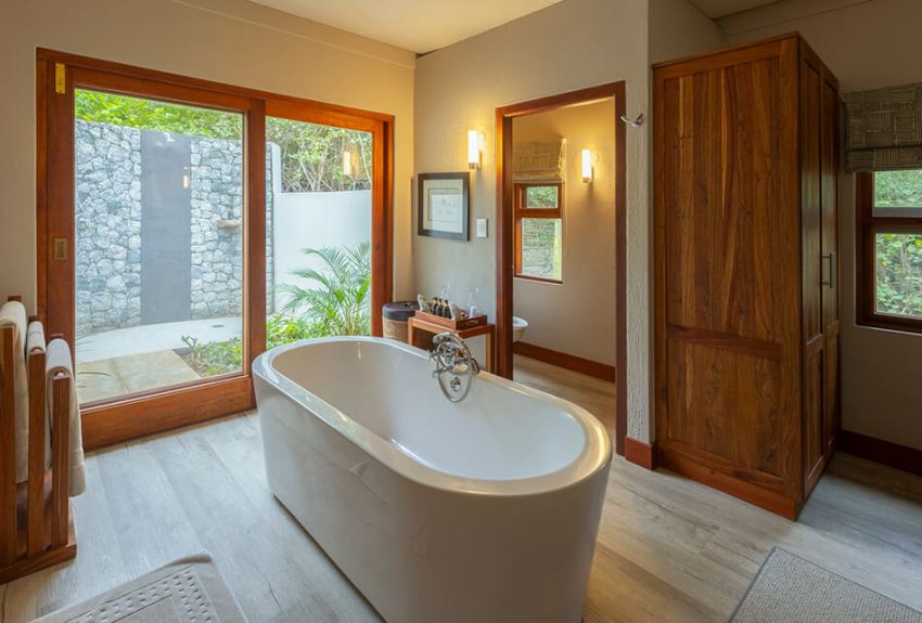 Savanna Luxury Suite 5 Savanna Luxury Suite 5