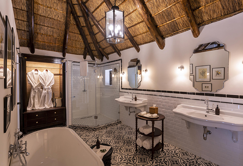 Water-Facing-Suites-1