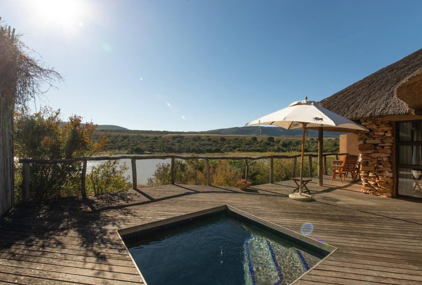 Pumba Water Lodge Impala Chalet 3 Pumba Water Lodge Impala Chalet 3