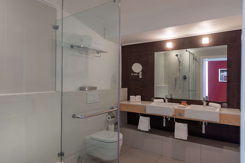 Raddison-Waterfront-Junior-Suite-with-balcony-Sea-View-1