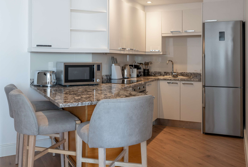 Raddison-Waterfront-Suite-3