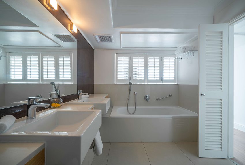 Raddison-Waterfront-Suite-4