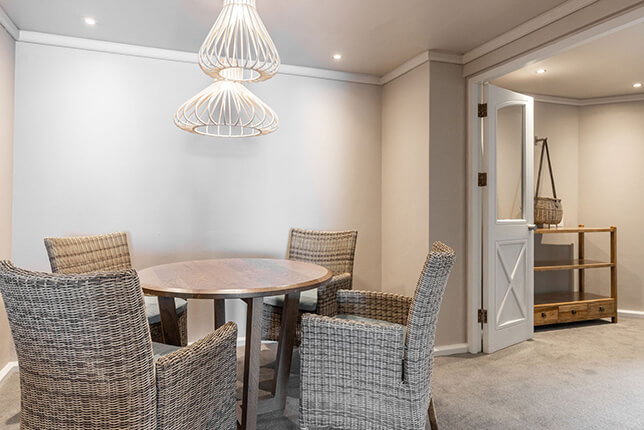 The-Bay-Hotel-Sea-view-suite-two-bedroom-family-inter-leading4