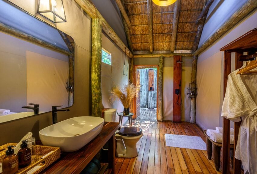 Dinaka Family Tent 2