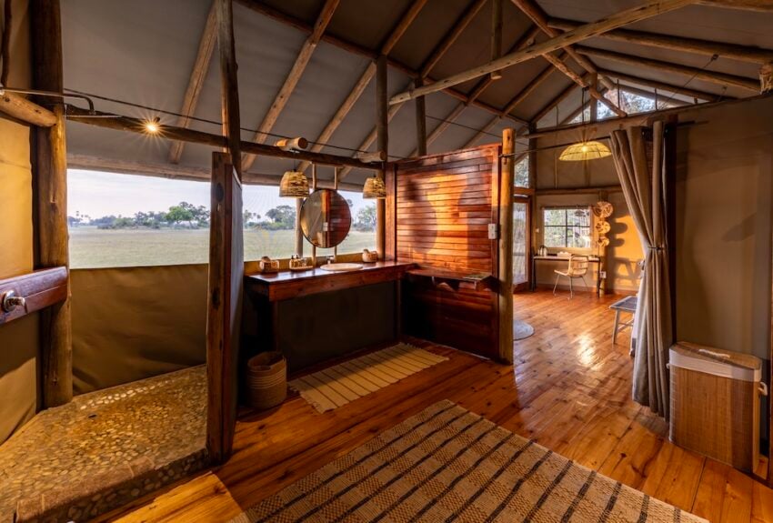 Mokolwane Luxury Tent 1