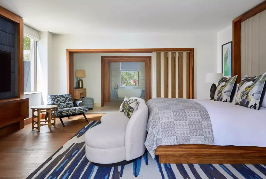 One Bedroom Island Grand Suite 3