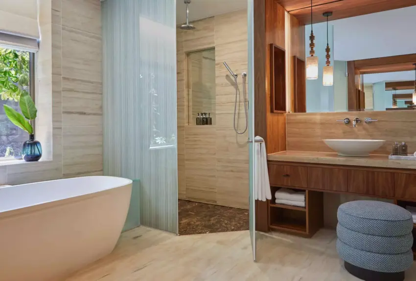 One Bedroom Island Suite 2