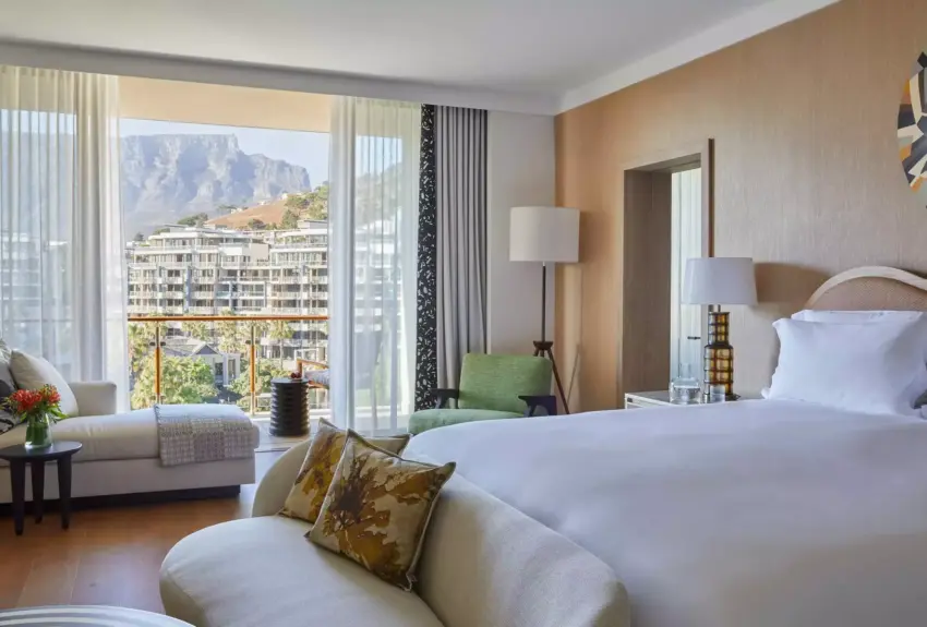 One Bedroom Marina Grand Suite 1