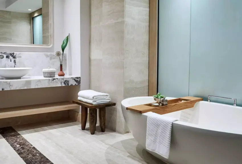 One Bedroom Marina Grand Suite 2