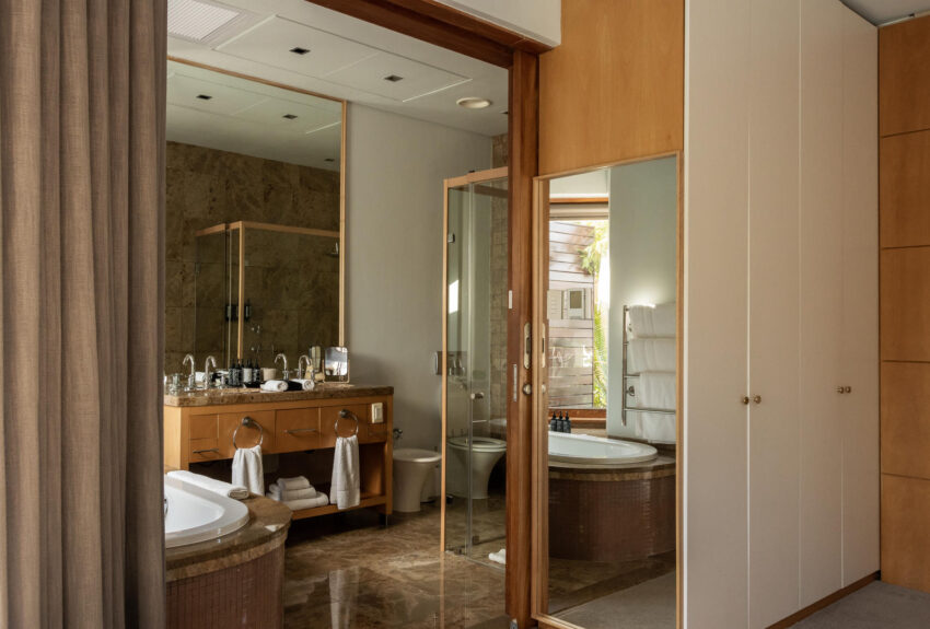 Ellerman Deluxe Spa Room 2