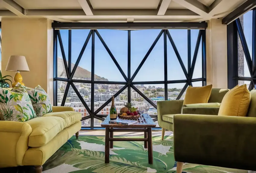 Family Duplex Suite 4 Family Duplex Suite 4