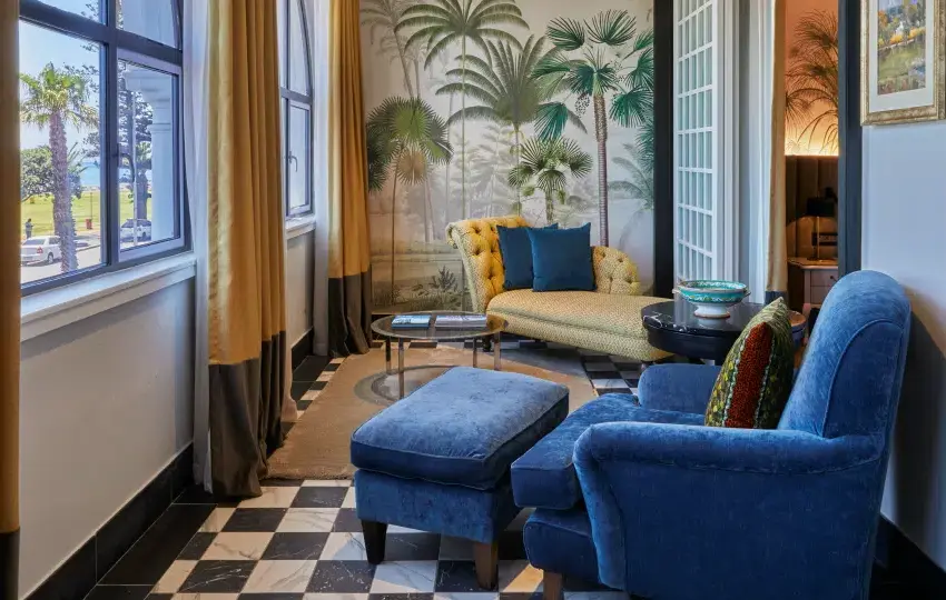 Premium Luxury Suite 3