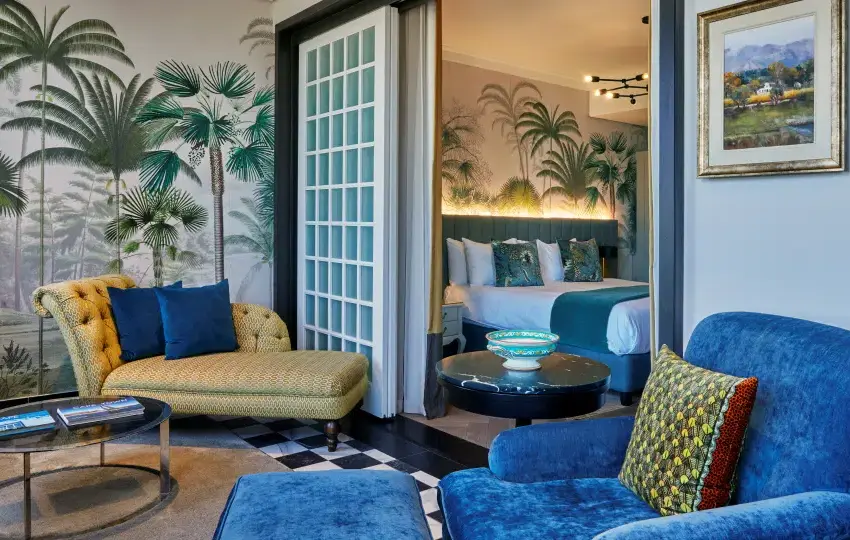 Premium Luxury Suite 5