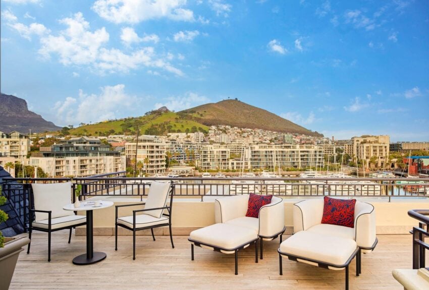 Waterfront Penthouse Suite 2